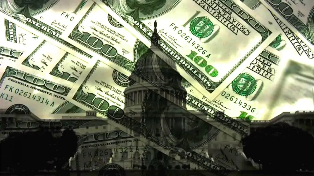 The Potential Causes and Consequences of a US Dollar Collapse